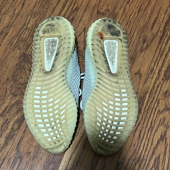 YEEZY BOOST 350 V2 STATIC NON-REFLECTIVE' size 13 - Picture 4 of 6